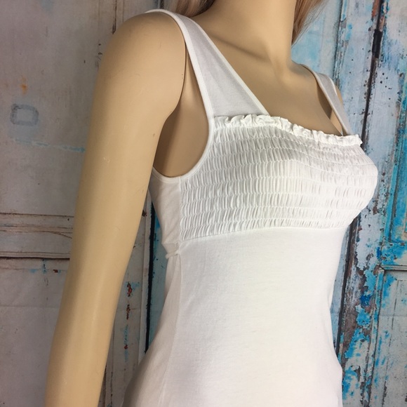 Guess White Tank - Picture 3 of 5